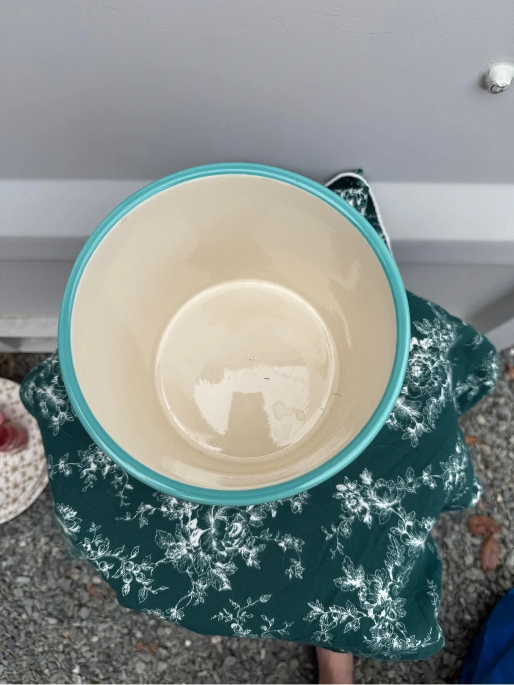 The Pioneer Woman Red Polka Dot Utensil Crock with Teal Trim